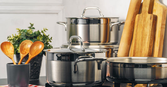 A Guide to Non-Toxic Cookware