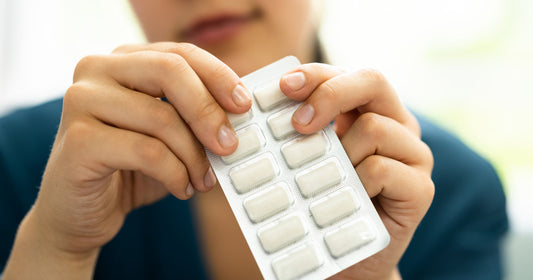 does-chewing-gum-contain-plastic